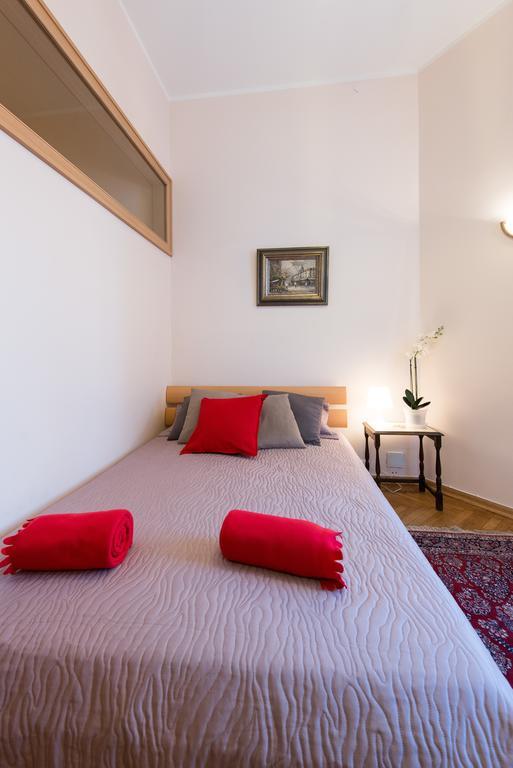 5 Bedroom Family Apartment Krakow Bilik gambar