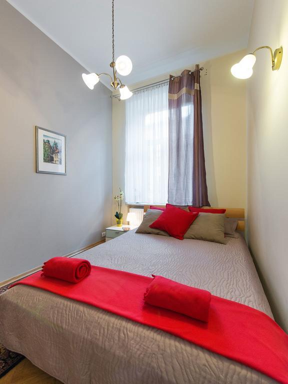 5 Bedroom Family Apartment Krakow Bilik gambar