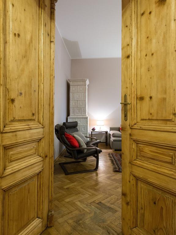 5 Bedroom Family Apartment Krakow Bilik gambar